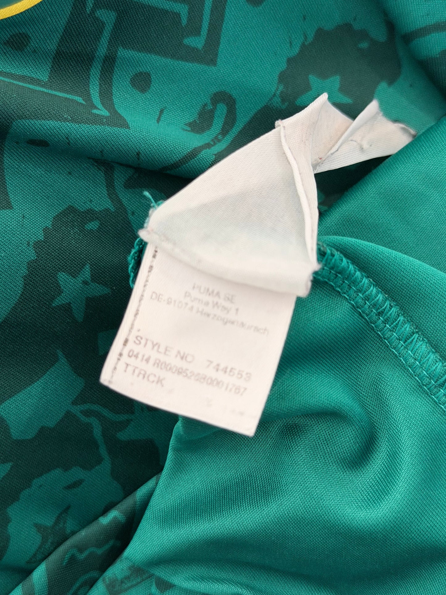 Cameroon 2014 Home - M