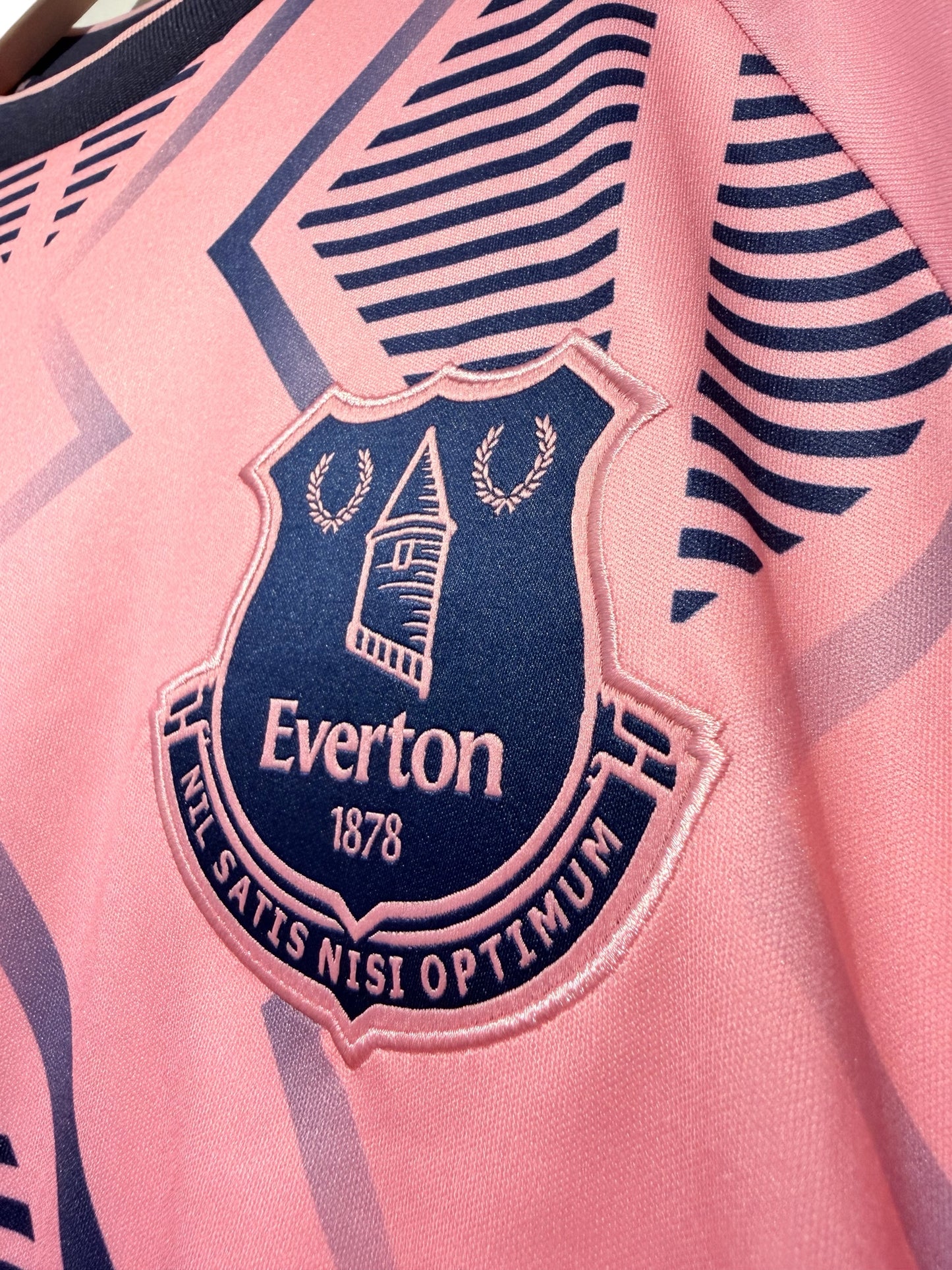 Everton 2022/23 away - L