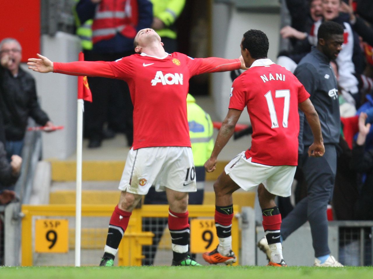 Manchester United 2010/11 Hjemme Rooney - M