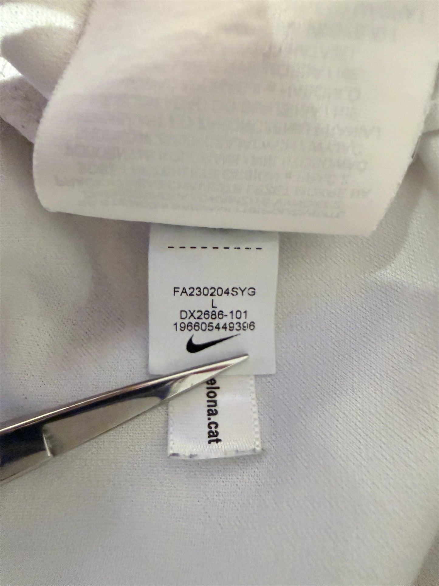 Barcelona 2023/24 Away Gavi - L