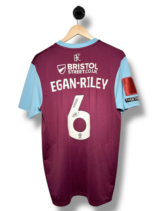 Burnley 2024/25 Hjemme Matchworn og Signed Egan-Riley - ?